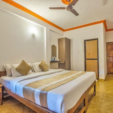 The Village Beach Resort Baga Exteriér fotografie