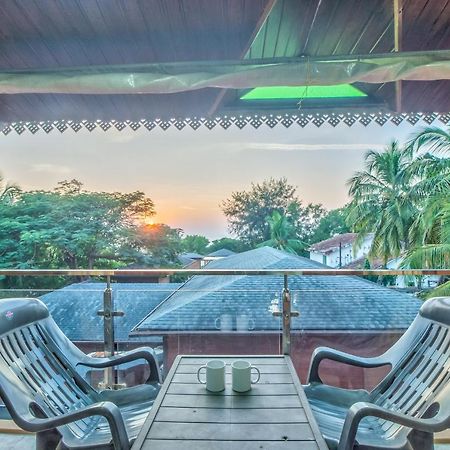 The Village Beach Resort Baga Exteriér fotografie