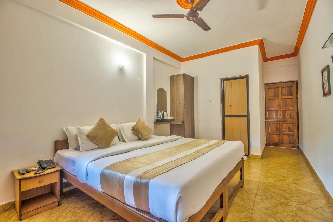 The Village Beach Resort Baga Exteriér fotografie