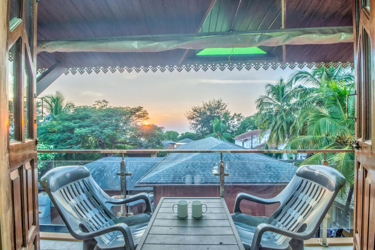 The Village Beach Resort Baga Exteriér fotografie